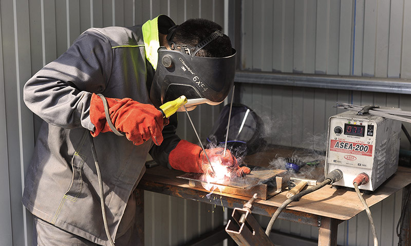 Manual arc welding: what is, types of MMA welding machines, how to choose, the best models