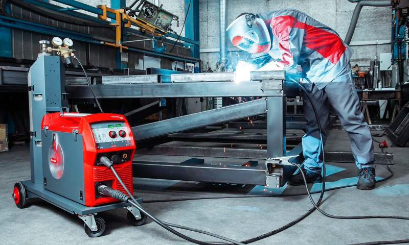 Which semi-automatic welding machine is better to choose