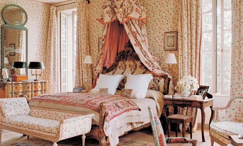 Interior de dormitorio de estilo provenzal