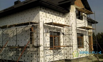 Wall insulation with foam